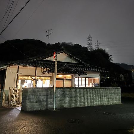 Wholeearth Ryokan هيروشيما المظهر الخارجي الصورة