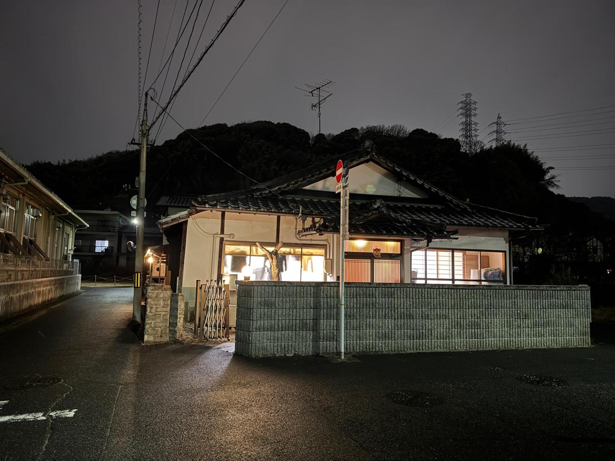 Wholeearth Ryokan هيروشيما المظهر الخارجي الصورة